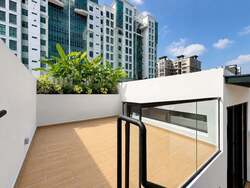 Hillview Villas (D23), Terrace #581859011